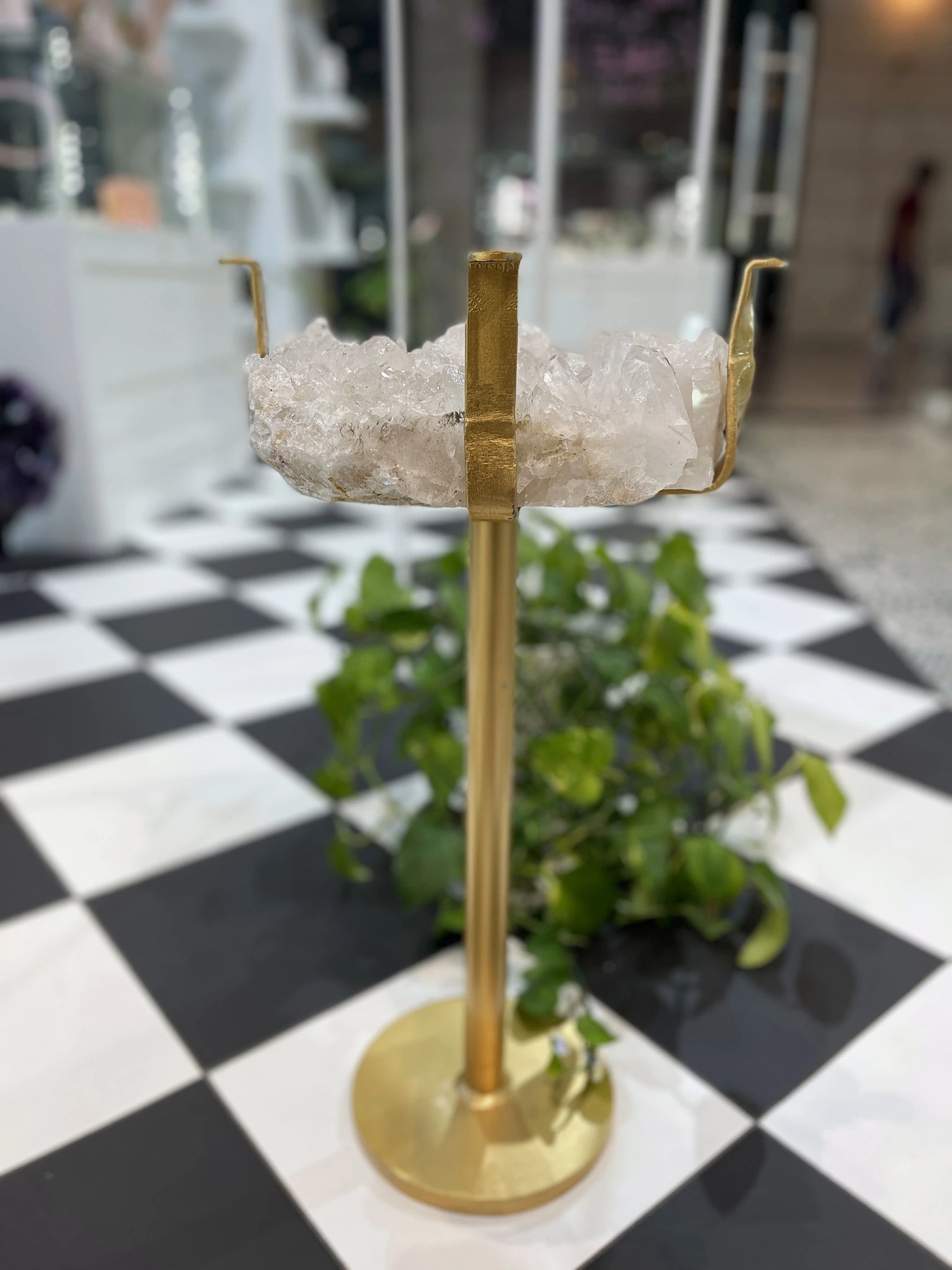 Stolik z Kryształem Górskim Druza 10kg nr. 242 — ujęcie 2 — biżuteria Brazi