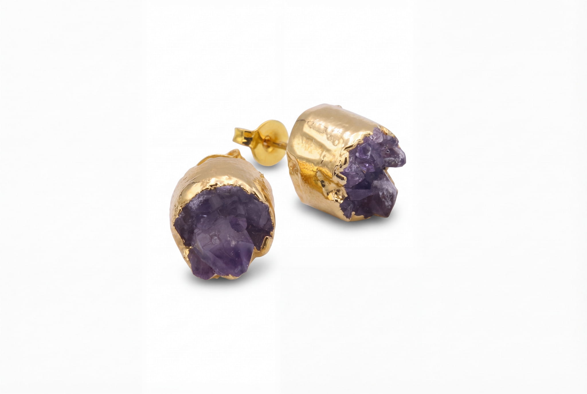 Kolczyki sztyfty z ametystową druzą, pozłacana oprawa z efektem trójwymiarowości, biżuteria Brazi