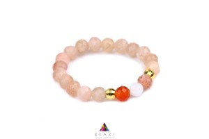 Elegancki pierścionek inspirowany znakiem zodiaku Rak, wykonany z najwyższej jakości materiałów. Idealny dla osób ceniących astrologię i wyjątkowy design. Dodaj osobisty akcent do swojej kolekcji biżuterii.