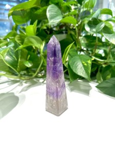 Obelisk z Ametystu 