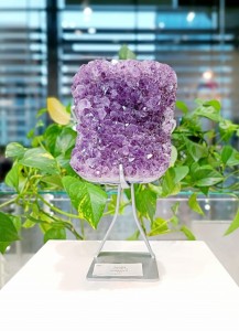 Amethyst Brush on Silver Stand No. 123 – Nature's Subtle Elegance