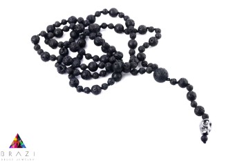Męski naszyjnik Brazi Druse Jewelry z lawy wulkanicznej, czarne kule.