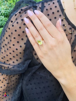 Pierścionek Brazi Druse Jewelry z kwarcu lemon, 6 ct., kształt kropli, oprawa złota.