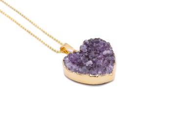 Naszyjnik Brazi Druse Jewelry: ametyst, serce, złocona oprawa.