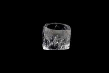 Pierścionek Kryształ Górski, minimalistyczny, Brazi Druse Jewelry.