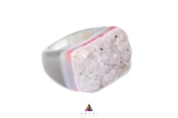 Pierścionek Brazi Druse Jewelry z agatu, różowo-szary, delikatny, rozmiar 12.