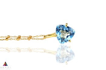 Naszyjnik Brazi Druse Jewelry z niebieskim topazem trylion, oprawa złota 585.
