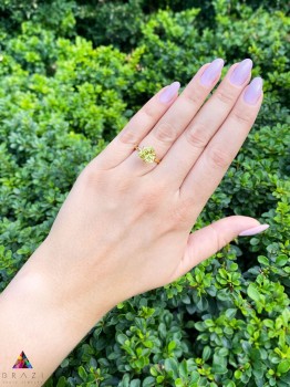Pierścionek Brazi Druse z kwarcu lemon, trylionowy szlif, 4 ct.