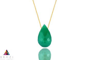 Złoty naszyjnik z naturalnym zielonym chalcedonem w kształcie kropli, próba złota 585, biżuteria Brazi.