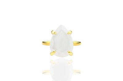 Pierścionek Brazi Druse z kamieniem księżycowym 6 ct., oprawa złota 585, kształt kropli.