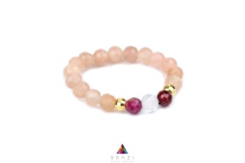 Pierścionek z różowym, przezroczystym i ciemnoczerwonym kamieniem naturalnym w oprawie z pozłacanych kulek, biżuteria Brazi