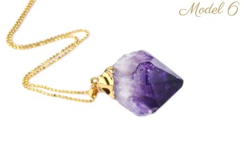 Naszyjnik Brazi Druse Jewelry: surowy ametyst, złocona oprawa.