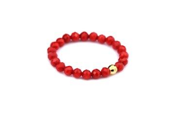 Pierścionek z koralików naturalnego korala ze złotym detalem, biżuteria Brazi