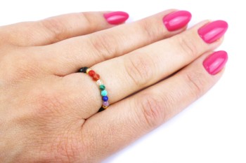 Pierścionek Czakry Turmalin Brazi Druse: kolorowy, z kamieniami.