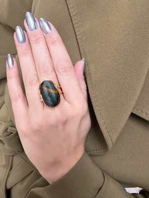 Pierścionek Brazi Druse Jewelry z Tygrysim Okiem, złocony, owalny.