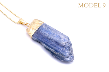 Naszyjnik Brazi Druse z surowego, niebieskiego kyanitu, złocona oprawa.