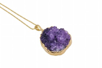 Naszyjnik Brazi Druse Jewelry: ametyst, fioletowy, szczotka, złota oprawa.