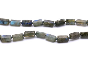 Naszyjnik z labradorytu, prostokątne bryłki, Brazi Druse Jewelry.