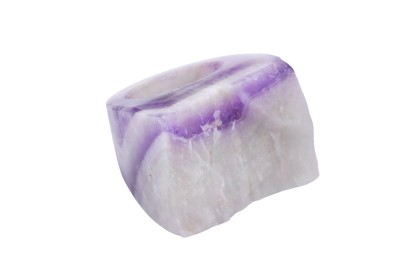 Pierścionek z naturalnego ametystu chevron w formie masywnej obrączki, biżuteria Brazi