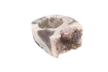 Pierścionek z naturalnego agatu, Brazi Druse Jewelry, rozmiar 18, surowy, ekskluzywny design.