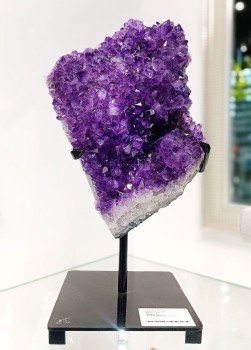 Fioletowa szczotka ametystu na podstawce, Brazi Druse Jewelry.