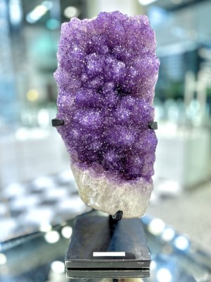 Fioletowa szczotka ametystu na podstawce Winogronko Brazi Druse Jewelry, nr 47.