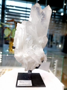 Szczotka kryształ górski na podstawce nr. 171