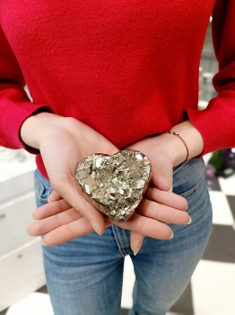 Dekoracyjne serce z naturalnego pirytu z Peru o surowej strukturze, marka Brazi