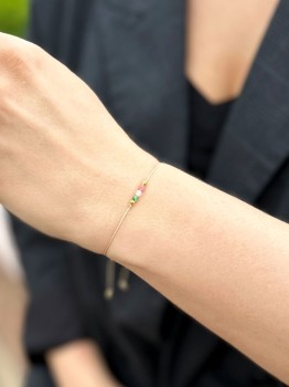 Bransoletka z fasetowanym malachitem i różowym kwarcem ze złotymi dodatkami, biżuteria Brazi