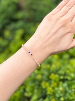 Bransoletka z fasetowanych kamieni naturalnych o subtelnej kolorystyce, biżuteria Brazi