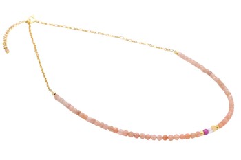 Naszyjnik choker z fasetowanych kamieni w kolorze brzoskwiniowym i złoconego łańcuszka, biżuteria Brazi