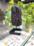 Czarny Turmalin na podstawce nr. 224