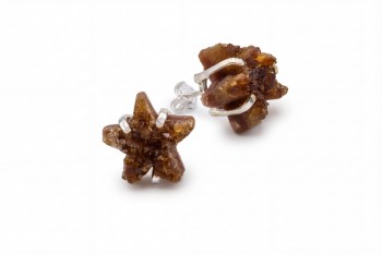 Kolczyki gwiazdki z druzą cytrynu w srebrnej oprawie na sztyftach, marka Brazi.