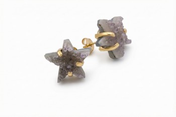 Kolczyki gwiazdki z fioletowym ametystem w złotej oprawie, ręcznie wykonana biżuteria Brazi