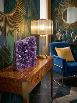 Szczotka ametystu nr. 117 - aranżacja wnętrza